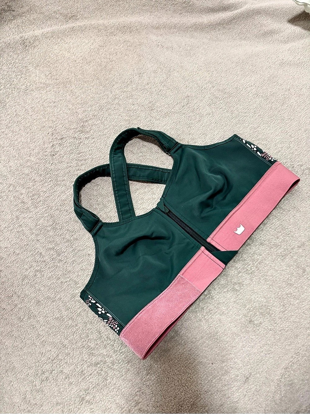 Shefit Flex Sports Bra Forest Green and Pink Front-Zip